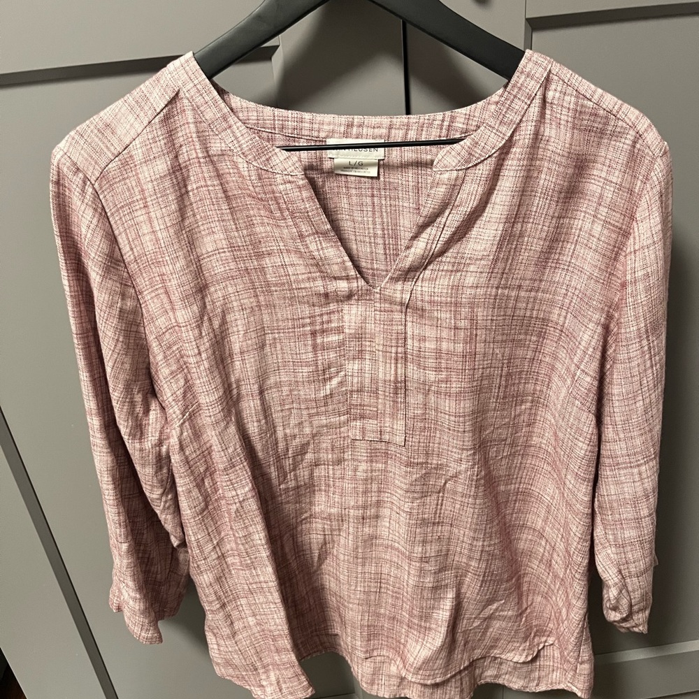 Van Heusen Burgundy blouse! Perfect to dress down or up!